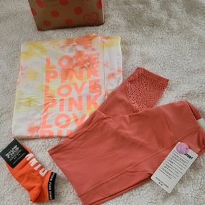 ●SOLD●💗NWT- Victoria's Secret PINK outfit!💗